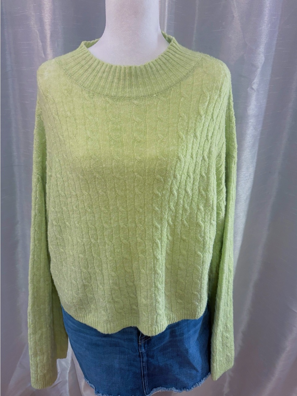 Jessica Simpson Light Lime Cable Knit Crewneck Sweater